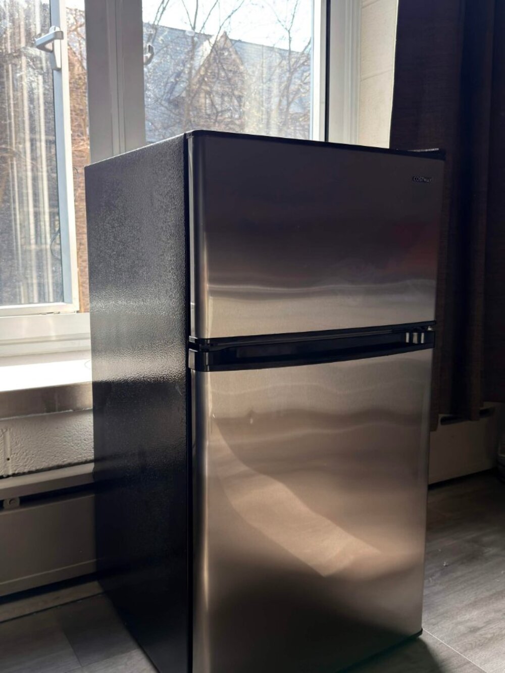 Compact Mini Refrigerator - Picture 2 of 9